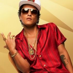 Meet your Posher, Hailey